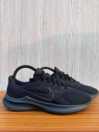 Nike Downshifter 11 – Lightweight Running Shoes