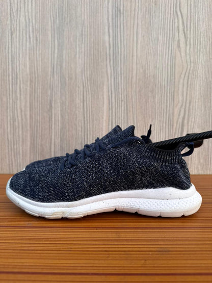 Knitted Sneakers – Lightweight & Breathable Casual Shoes